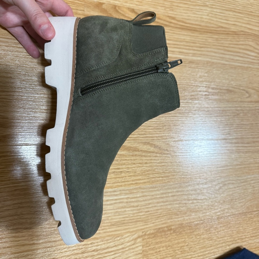 Vionic Suede Brionie Water Repellent Boot - Chunky Lug Sole - Picture 3 of 10